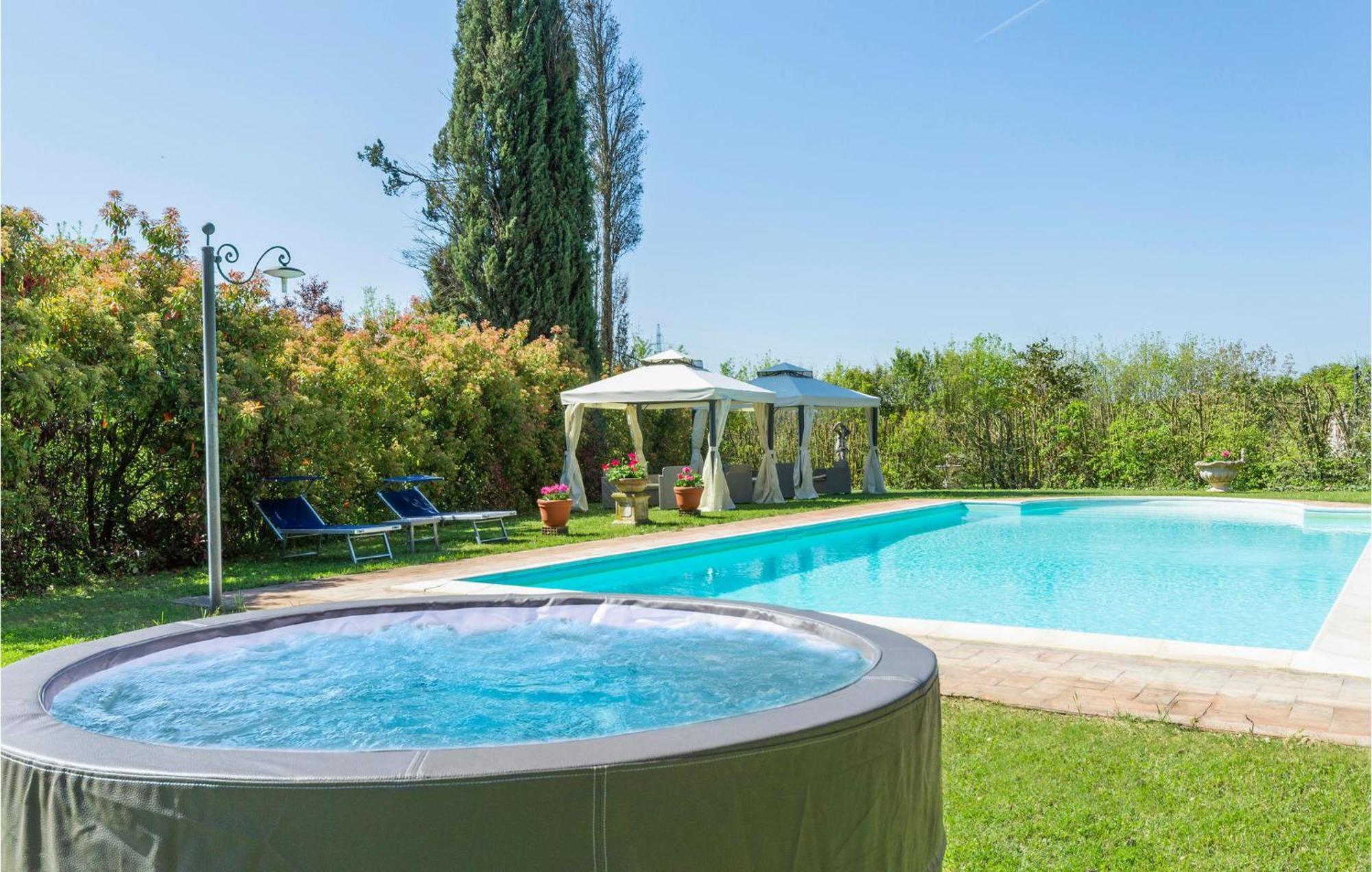 Villa Pieve, ลูชินญาโน ภายนอก รูปภาพ